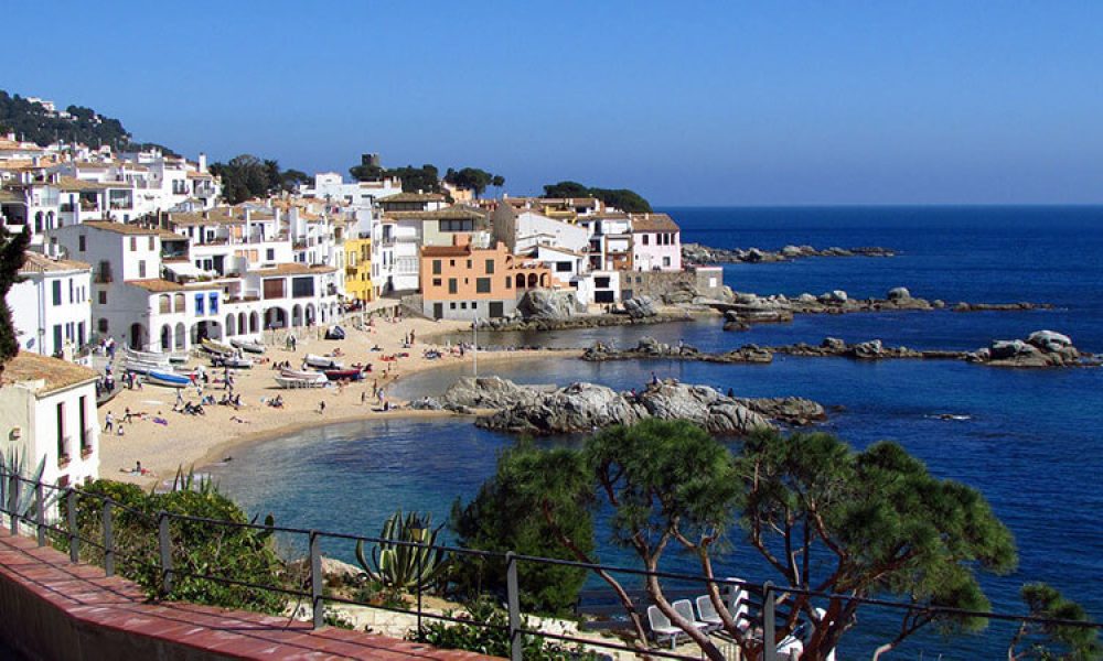 calella-g25cd07a70_1280 (1)